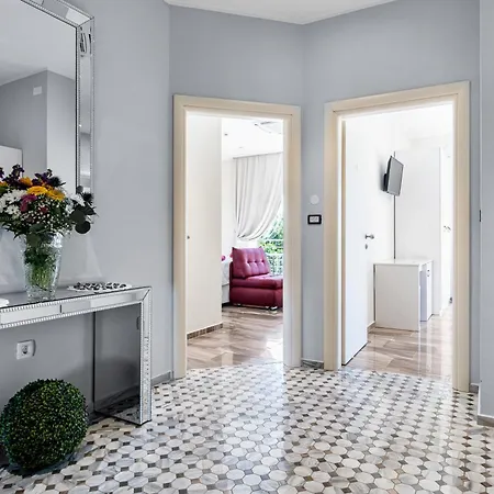 B&B Manuela 4*
